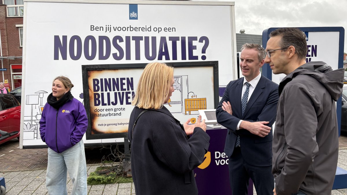 Op dinsdag 13 oktober kwam de 'Denk Vooruit bus' naar Opmeer